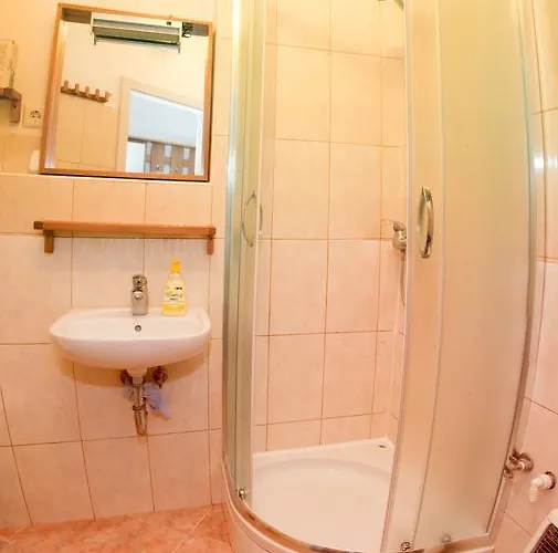 Bon Voyage * מריבור